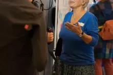 Karin Heuer wird für den Videoclip interviewt